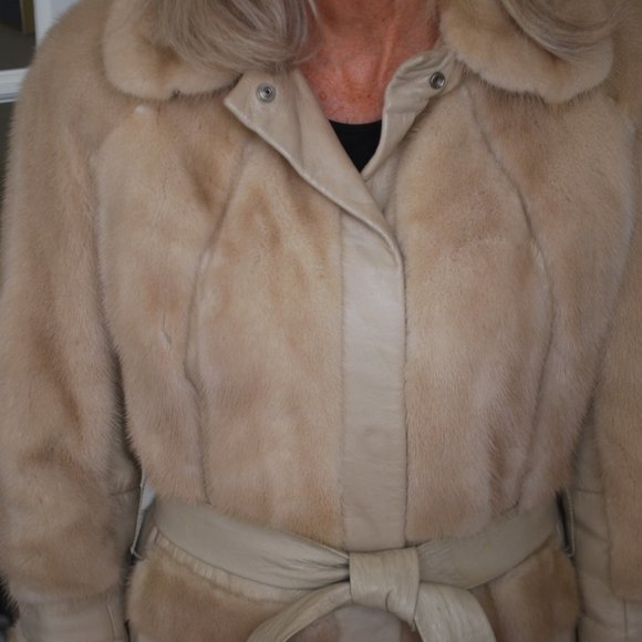 Schlampp's Two Tone Beige Mink & Leather Coat - Picture 7 of 14